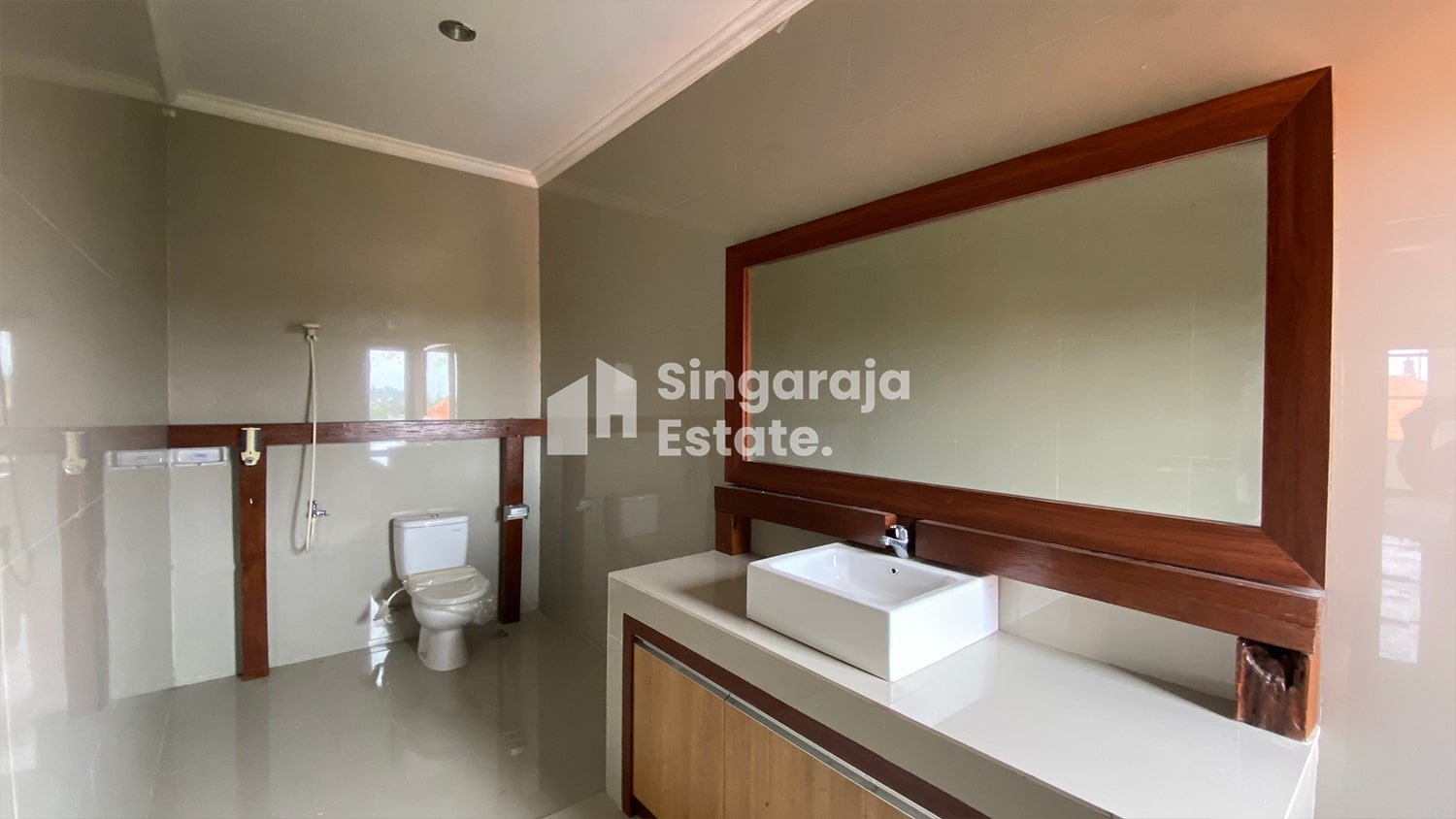 Rumah 2 Lantai View Sawah di Penarukan Buleleng - Image 5